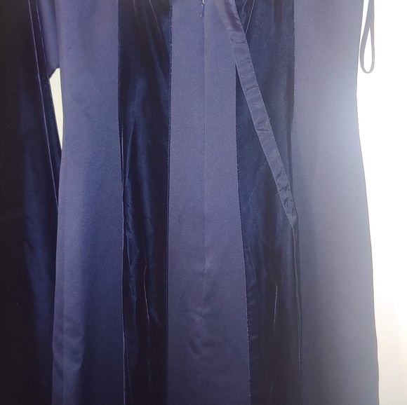 OLEG CASSINI BLACK TIE DRESS - Picture 2 of 6